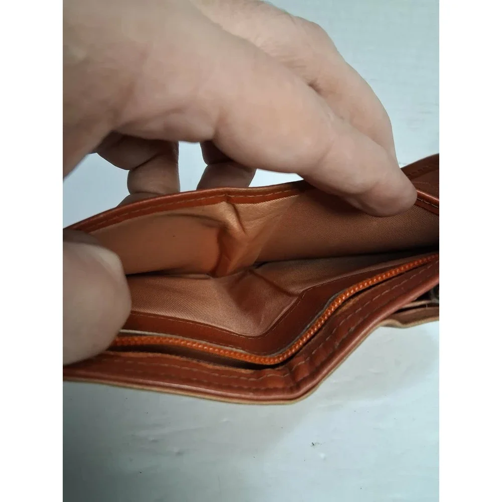 Vintage Rolfs Leather Embossed Floral Coin Kiss Lock Wallet Brown Tri Fold‎ READ